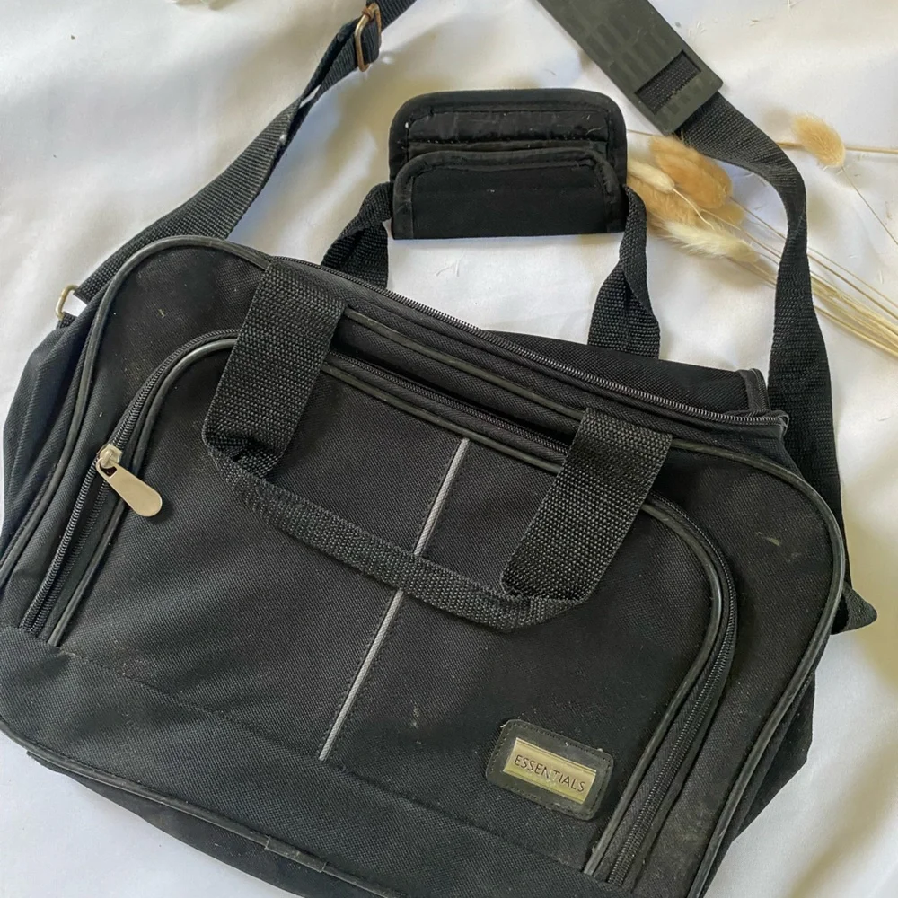 Essentials travel laptop luggage bag gym black